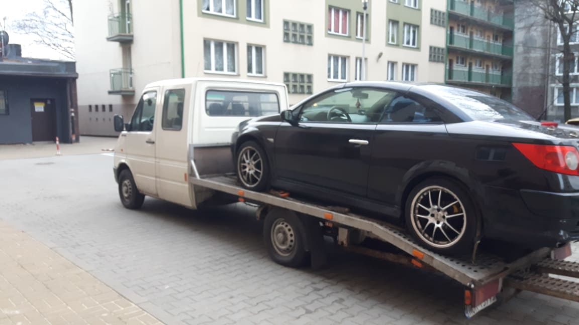 Pierwszy samochód w kwocie 10 tysięcy złotych co warto
